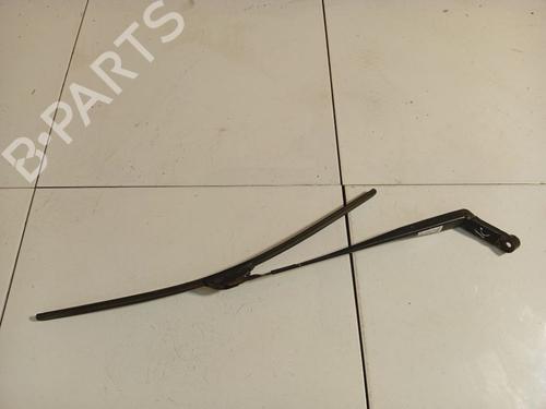 front-windshield-wiper-arm-toyota-auris-_e15_-2006-2007-2008-2009-2010-2011-2012-2013-32552558 main image