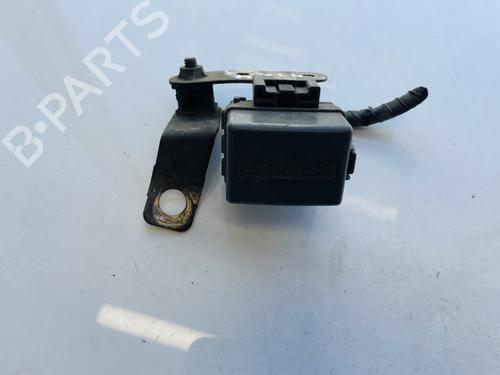 fuse-box-mazda-premacy-cp-1999-2000-2001-2002-2003-2004-2005-32882326 main image