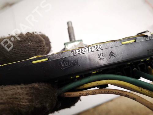 Fuse box CITROËN C5 III (RD_) 2.0 HDi 140 (RDRHF8, RDRHFA, RDRHA8, RDRHAJ) | BP32618850E1 - Image 4