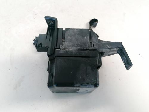 Used Fuse box Fuse box NISSAN X-TRAIL I (T30) 2.2 DCi (114 hp) 33093486 33093486