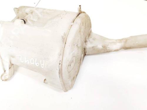 Sprinklertank Sprinklertank TOYOTA YARIS VERSO (_P2_) 1.3 (NCP20_, NCP22_, NCP20R, NCP22R) (84 hp) 35304657 35304657