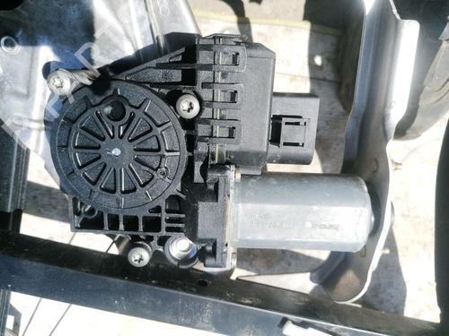 Used Right rear window motor Right rear window motor 35417765 35417765