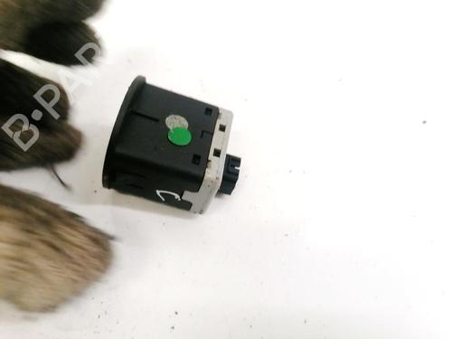 Switch HYUNDAI i30 Estate (FD) 1.6 CRDi | BP32902354I30 - Image 3