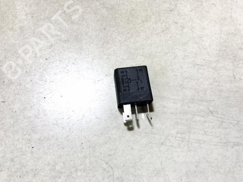 electronic-sensor-opel-zafira-a-mpv-t98-1999-2000-2001-2002-2003-2004-2005-2006-33070712 main image