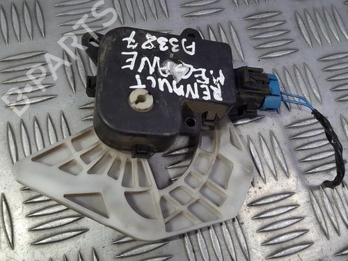 electronic-module-renault-laguna-ii-bg01_-2001-2002-2003-2004-2005-2006-2007-33493535 main image