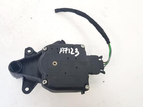 elektronisk-modul-vw-passat-b5-variant-3b5-1997-1998-1999-2000-2001-32879189 main image