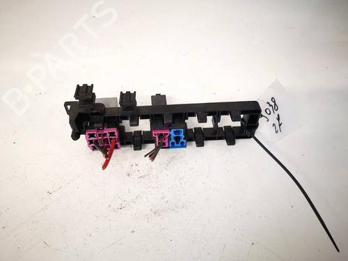 Fuse box VW PASSAT B6 (3C2) 2.0 TDI | BP32946125E1 - Image 2