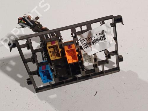Used Fuse box Fuse box 32571906 32571906