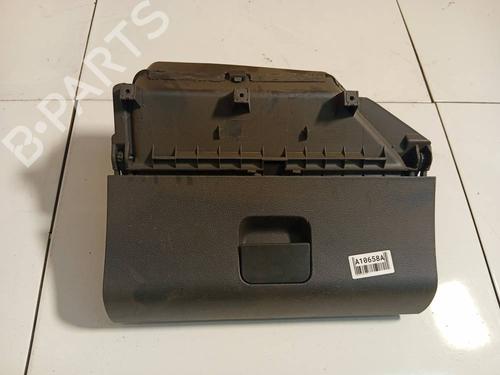 Used Glove box Glove box VW POLO IV (9N_, 9A_) 1.4 TDI (70 hp) 34940992 34940992