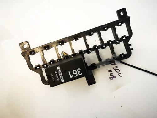 Used Fuse box Fuse box AUDI A3 (8L1) 1.8 (125 hp) 32884734 32884734