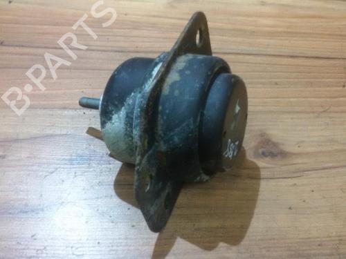 Used Engine mount Engine mount CHEVROLET LACETTI Saloon (J200) 1.6 (109 hp) 33479640 33479640