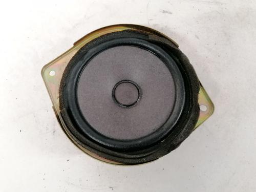 speaker-toyota-previa-ii-_r3_-2000-2001-2002-2003-2004-2005-2006-33084406 main image