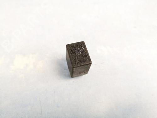 Used Electronic sensor Electronic sensor ALFA ROMEO 166 (936_) 2.4 JTD (936A2A__) (136 hp) 33063592 33063592