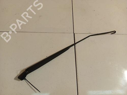 front-windshield-wiper-arm-peugeot-1007-km_-2005-32552559 main image