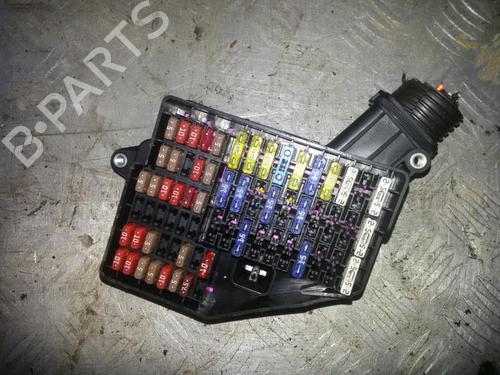 Used Fuse box Fuse box SKODA FABIA I (6Y2) 1.2 (64 hp) 33523457 33523457