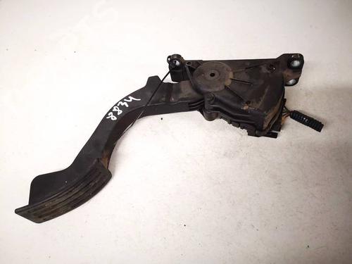 Used Pedal Pedal VOLVO V50 (545) 2.0 D (136 hp) 35331816 35331816