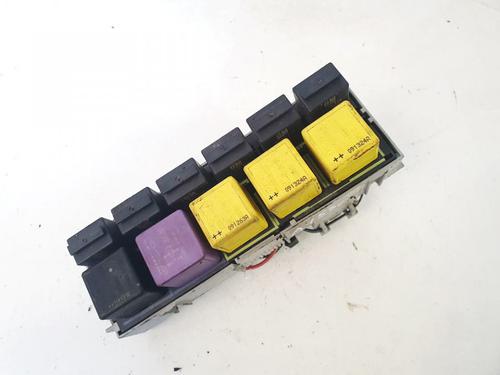 fuse-box-opel-meriva-a-mpv-x03-2003-2004-2005-2006-2007-2008-2009-2010-32890537 main image
