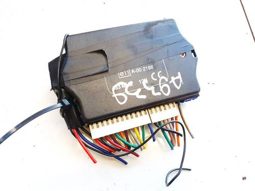 Used Electronic module Electronic module RENAULT SCÉNIC I MPV (JA0/1_, FA0_) 1.9 dTi (JA0N) (98 hp) 32956480 32956480