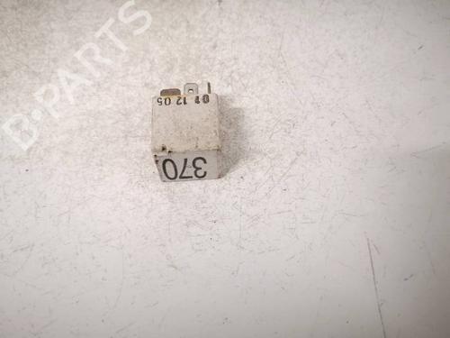 Used Electronic sensor Electronic sensor AUDI A4 B7 (8EC) 2.0 TDI (140 hp) 40617549 40617549