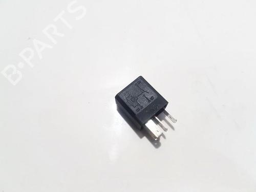 electronic-sensor-opel-zafira-a-mpv-t98-1999-2000-2001-2002-2003-2004-2005-2006-33522018 main image