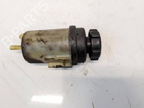 Used Power steering reservoir Power steering reservoir 37228016 37228016