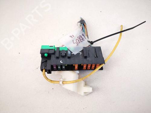 fuse-box-citroen-c5-iii-rd_-2008-2009-2010-2011-2012-2013-2014-2015-2016-2017-32936270 main image