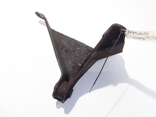 Used Engine mount Engine mount SUZUKI GRAND VITARA I (FT, HT) 2.7 (JA 627) (173 hp) 32900937 32900937