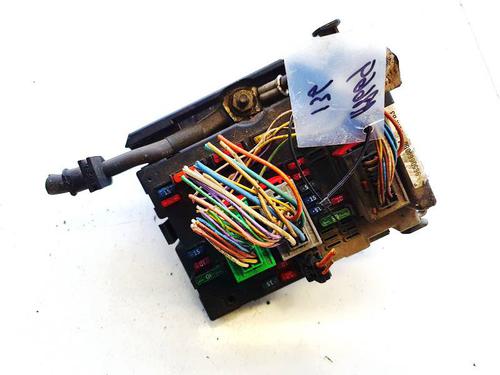 Used Fuse box Fuse box PEUGEOT 807 (EB_) 2.0 HDi (107 hp) 32926777 32926777
