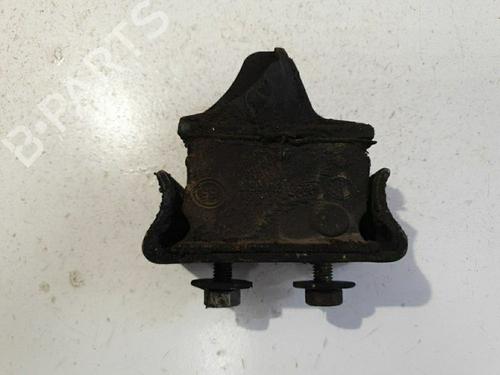 Used Engine mount Engine mount MERCEDES-BENZ SPRINTER 2-t Bus (B901, B902) 212 D (902.471, 902.472) (122 hp) 32571826 32571826