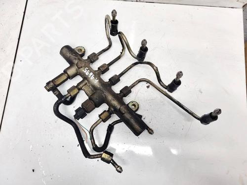 Used Injection rail Injection rail 35135733 35135733