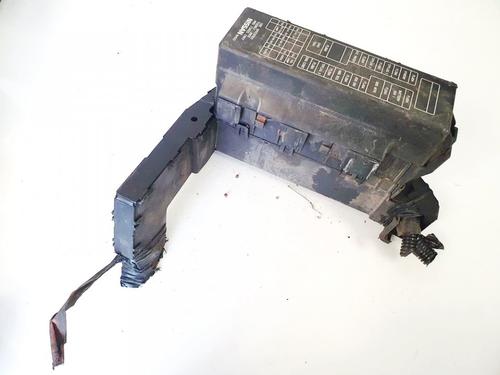 Used Fuse box NISSAN PRIMERA Hatchback (P12) 1.9 dCi (120 hp) 32911449