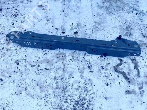Used Front bumper reinforcement Front bumper reinforcement 35101429 35101429