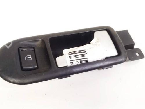 Used Front right interior door handle Front right interior door handle VW GOLF IV (1J1) 1.6 (100 hp) 35165840 35165840