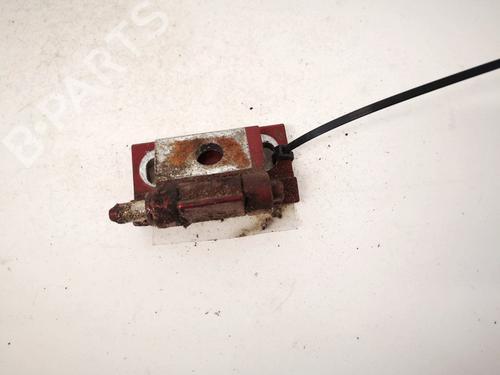 hingedoor-check-strap-volvo-s60-i-384-2000-2001-2002-2003-2004-2005-2006-2007-2008-2009-2010-32912441 main image