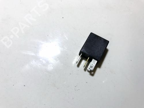 Used Electronic sensor Electronic sensor OPEL ASTRA G Hatchback (T98) 2.0 DI (F08, F48) (82 hp) 33513903 33513903