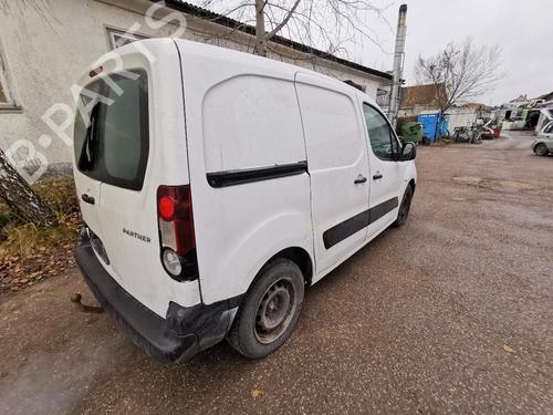 Fuse box PEUGEOT PARTNER Box Body/MPV 1.6 HDi | BP32534726E1 