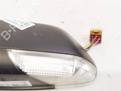 Used Left side indicator Left side indicator 34884702 34884702