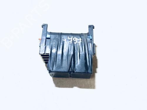 Boîte à Fusibles OPEL SINTRA (APV) 2.2 DTI (116 hp) 33109051