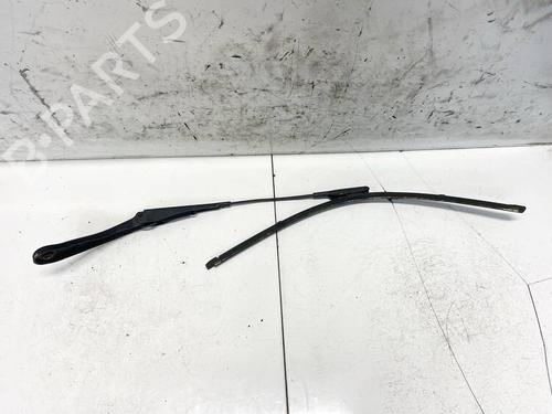 front-windshield-wiper-arm-bmw-3-f30-f80-2011-2012-2013-2014-2015-2016-2017-2018-32576380 main image