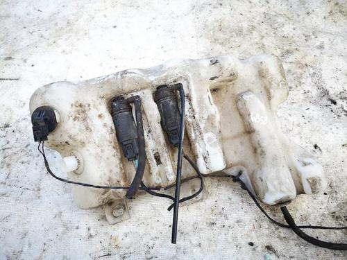 windscreen-washer-tank-bmw-5-e39-1995-1996-1997-1998-1999-2000-2001-2002-2003-35197603 main image