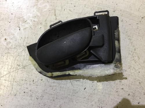 Used Front right interior door handle Front right interior door handle 35654796 35654796