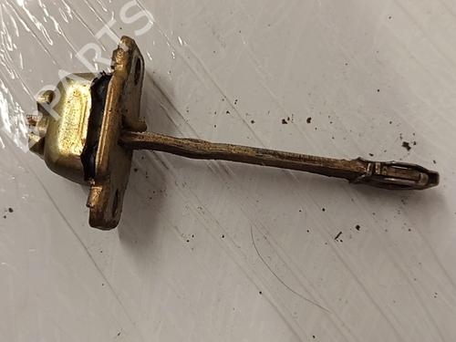 Used Hinge/Door check strap Hinge/Door check strap 39497322 39497322