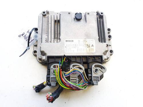 Used Engine control unit (ECU) Engine control unit (ECU) CITROËN C5 III (RD_) 1.6 HDi 110 (RD9HZC) (109 hp) 32927154 32927154