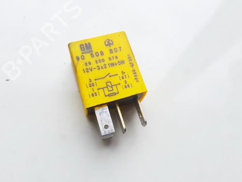 Used Electronic sensor Electronic sensor OPEL VECTRA B (J96) 2.0 DTI 16V (F19) (101 hp) 33519268 33519268