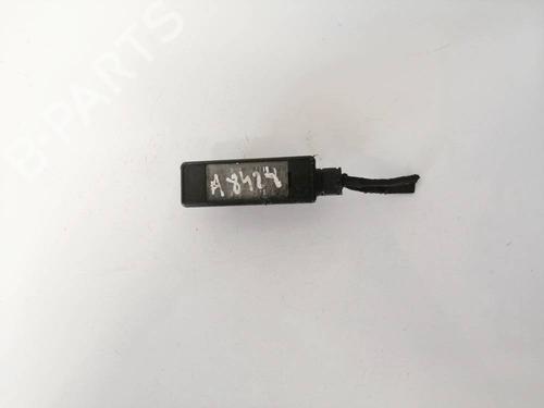 licence-plate-light-peugeot-807-eb_-2002-35271355 main image