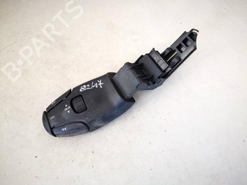 Used Steering wheel controls Steering wheel controls 35384902 35384902