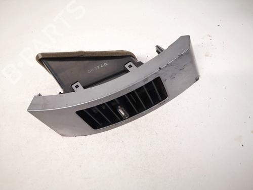 Used Air vent Air vent MITSUBISHI OUTLANDER II (CW_W) 2.0 DI-D (CW8W) (140 hp) 32904664 32904664