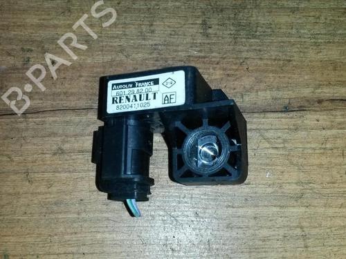 Used Electronic module Electronic module RENAULT MEGANE II (BM0/1_, CM0/1_) 1.5 dCi (BM0F, BM0T, BM2B, CM0F, CM0T) (82 hp) 33481447 33481447