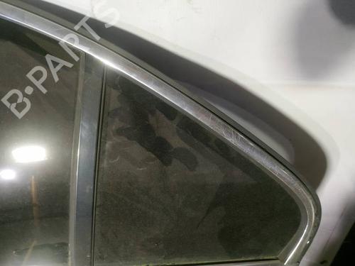 Used Rear left quarter glass Rear left quarter glass 35087419 35087419