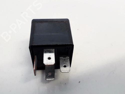 Electronic sensor OPEL ZAFIRA A MPV (T98) 2.0 DI 16V (F75) | BP33064357M84 - Image 2